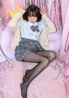 欧美美女口红_BD韩语电视剧在线观看